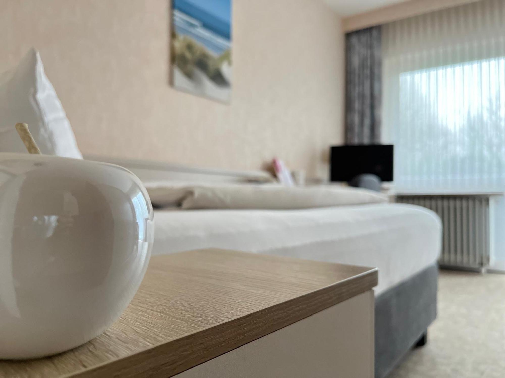 Hotel Zum Rosenteich 巴德茨维什安 外观 照片