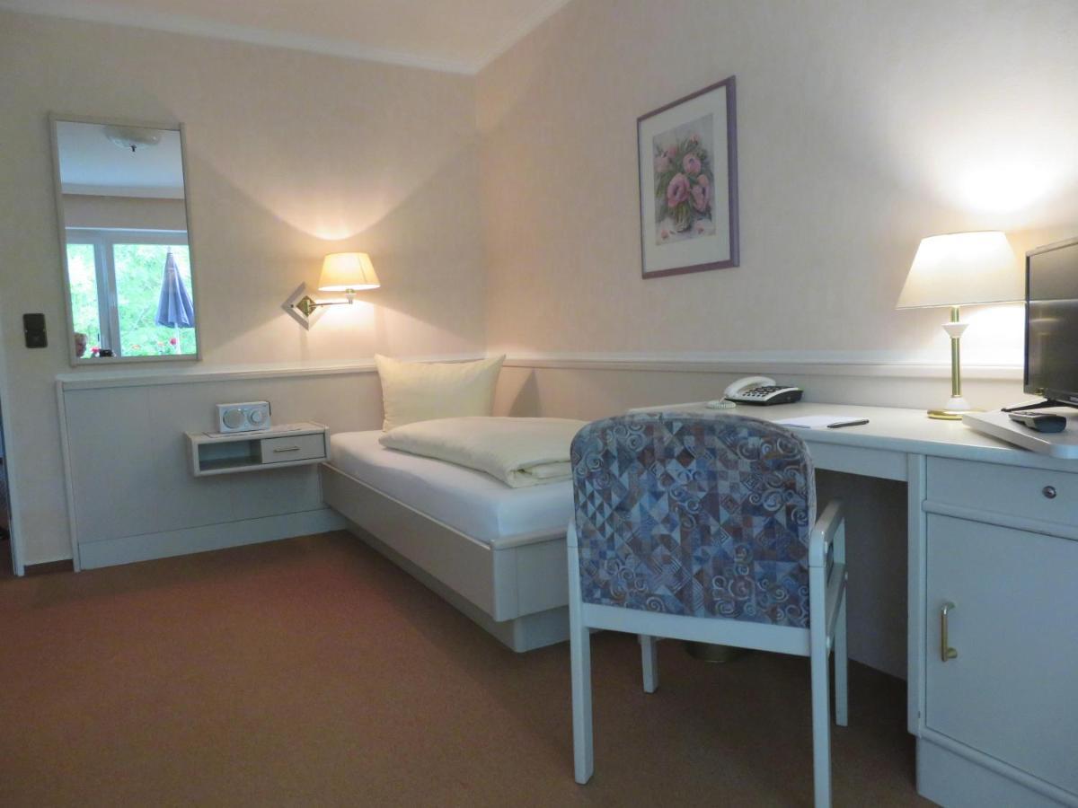 Hotel Zum Rosenteich 巴德茨维什安 外观 照片